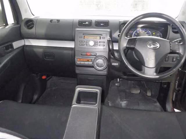 DAIHATSU MOVE CONTE