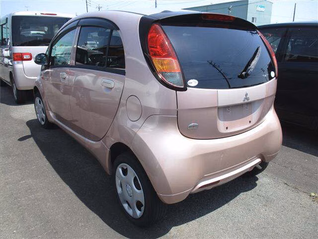 MITSUBISHI I