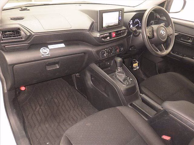 DAIHATSU ROCKY
