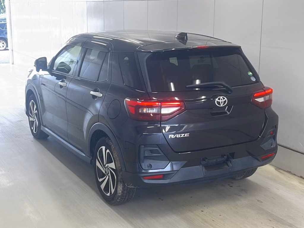 TOYOTA RAIZE