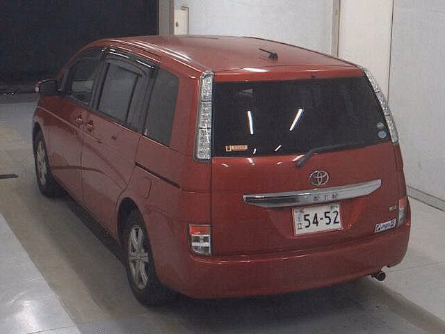 TOYOTA ISIS