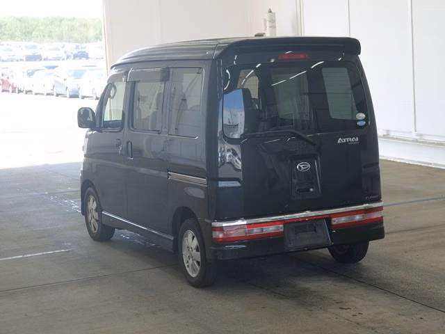 DAIHATSU ATRAI