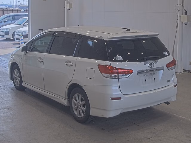 TOYOTA WISH
