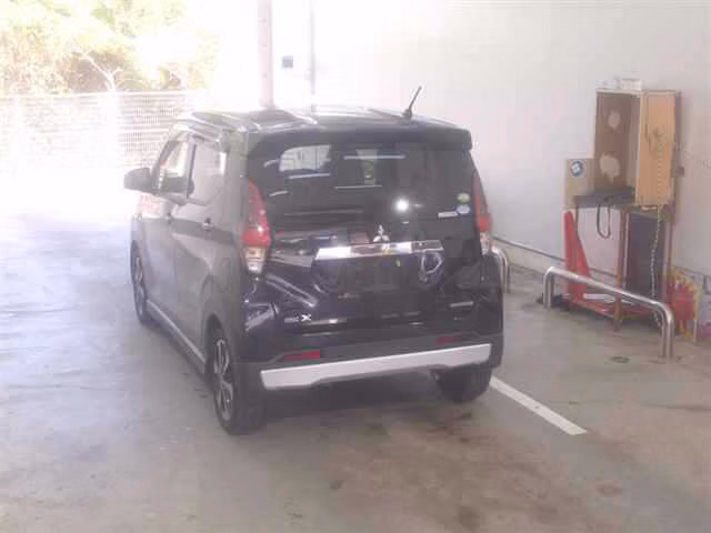 MITSUBISHI EK X