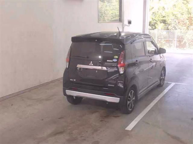 MITSUBISHI EK X