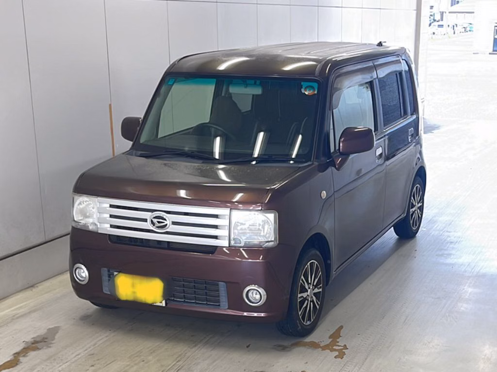 DAIHATSU MOVE CONTE