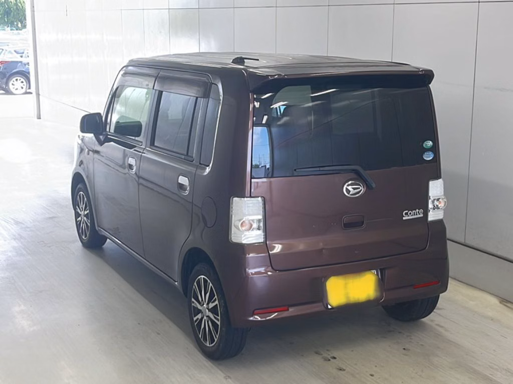 DAIHATSU MOVE CONTE