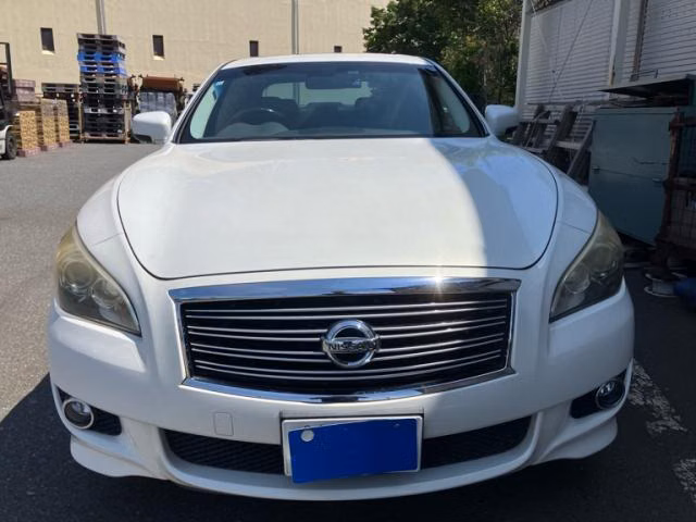 NISSAN FUGA