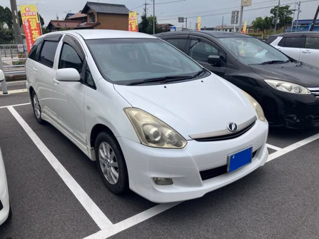 TOYOTA WISH