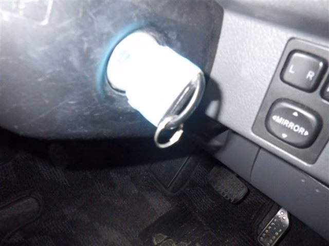 DAIHATSU MOVE LATTE