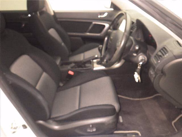 SUBARU LEGACY