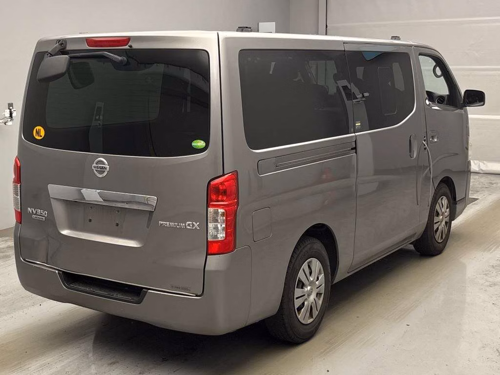 NISSAN NV350 CARAVAN