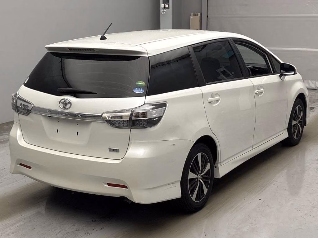 TOYOTA WISH