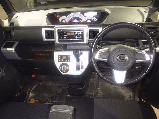DAIHATSU WAKE