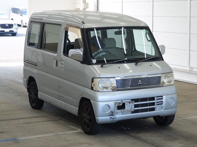 MITSUBISHI TOWN BOX