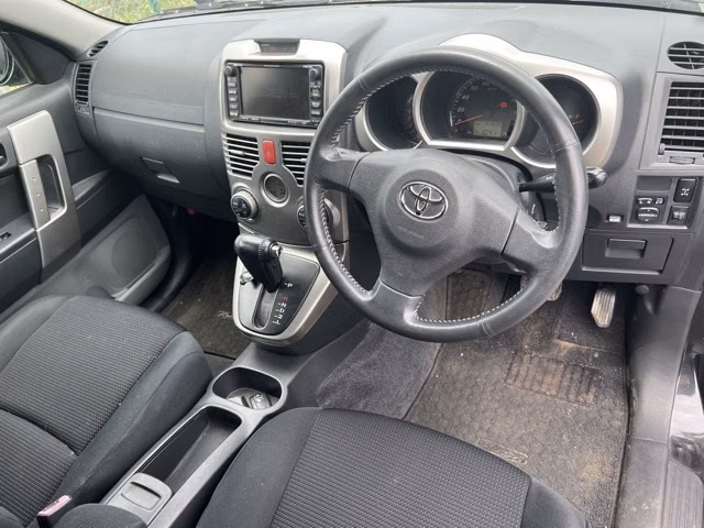 TOYOTA RUSH