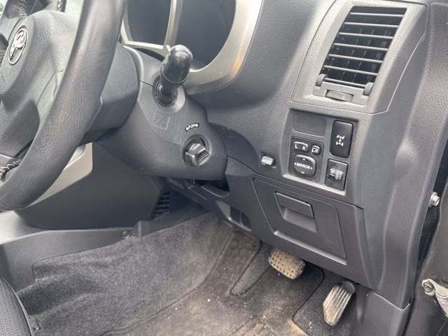 TOYOTA RUSH