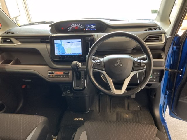 MITSUBISHI DELICA D:2