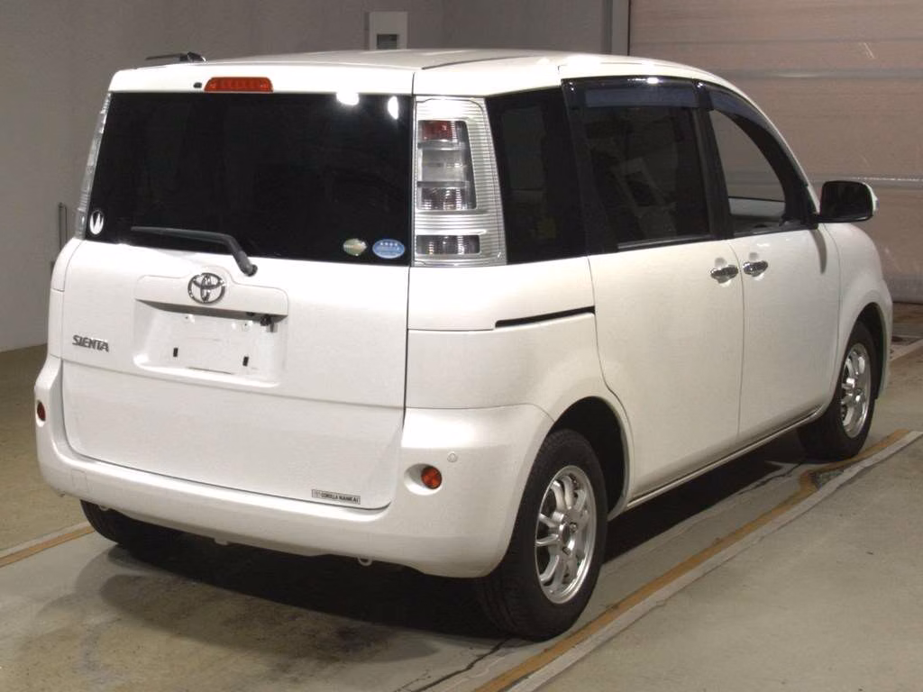 TOYOTA SIENTA