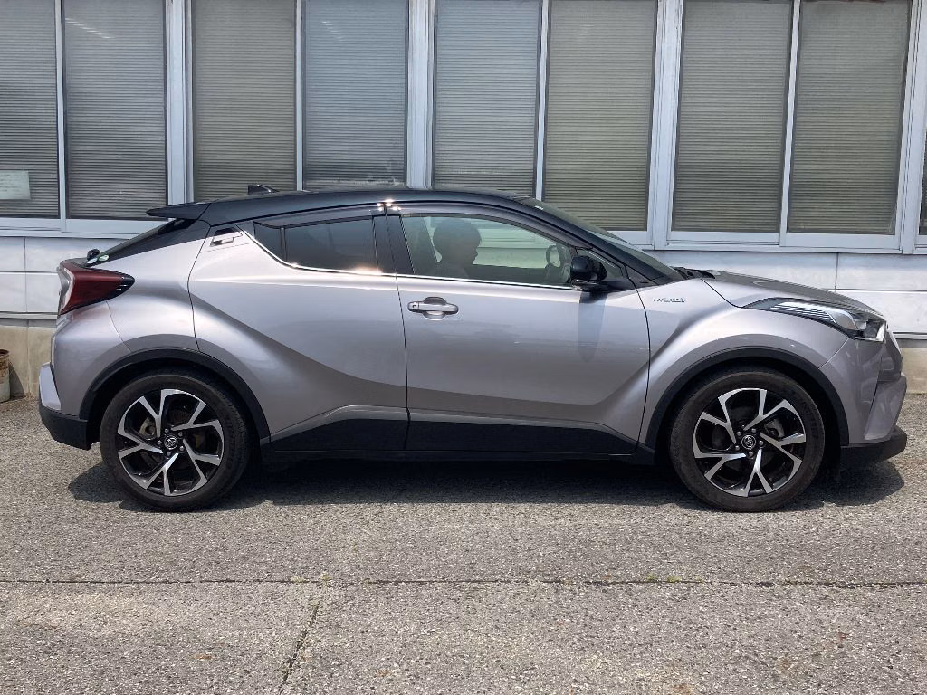 TOYOTA C-HR