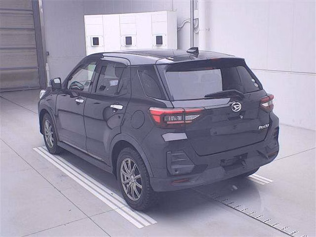 DAIHATSU ROCKY