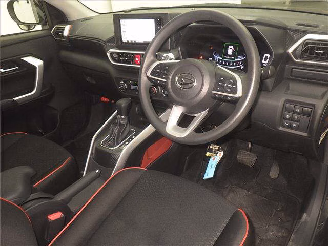 DAIHATSU ROCKY