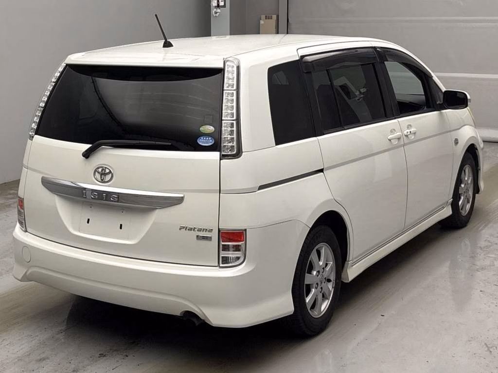 TOYOTA ISIS