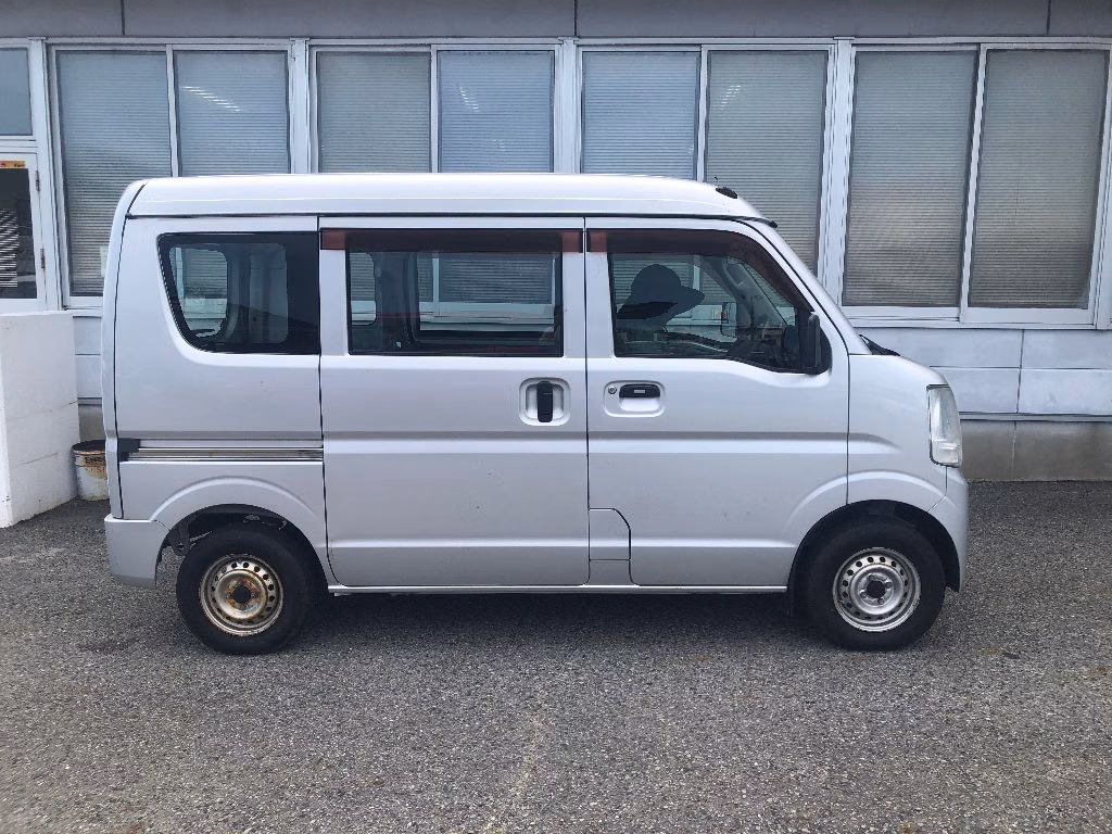 MITSUBISHI MINICAB