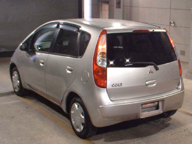MITSUBISHI COLT