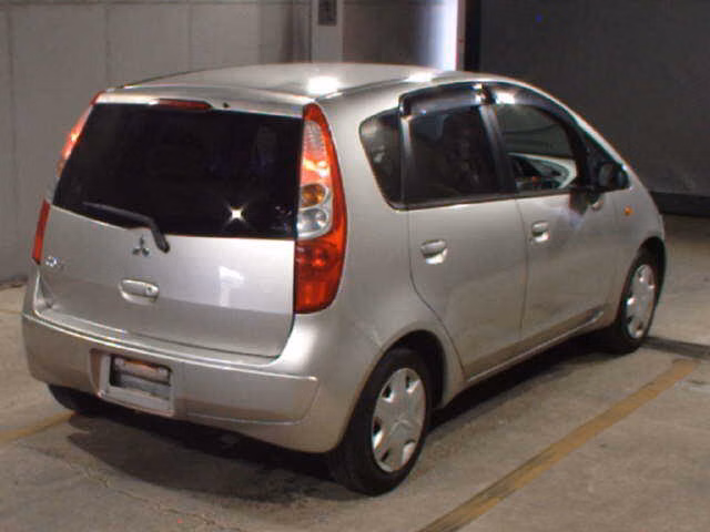 MITSUBISHI COLT