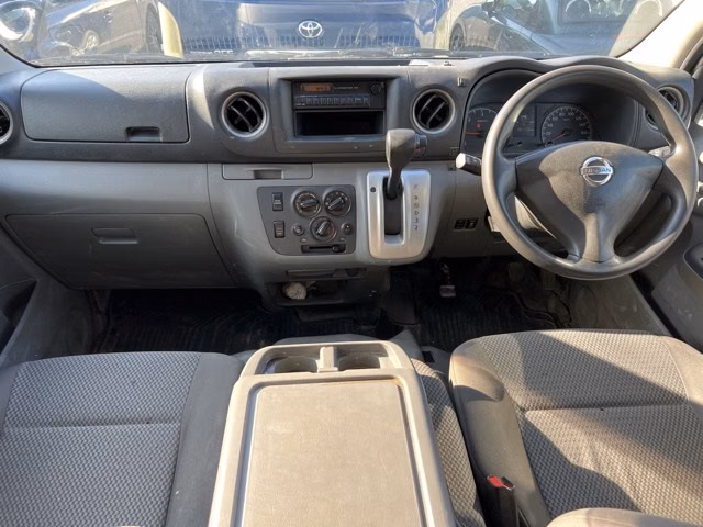 NISSAN NV350 CARAVAN