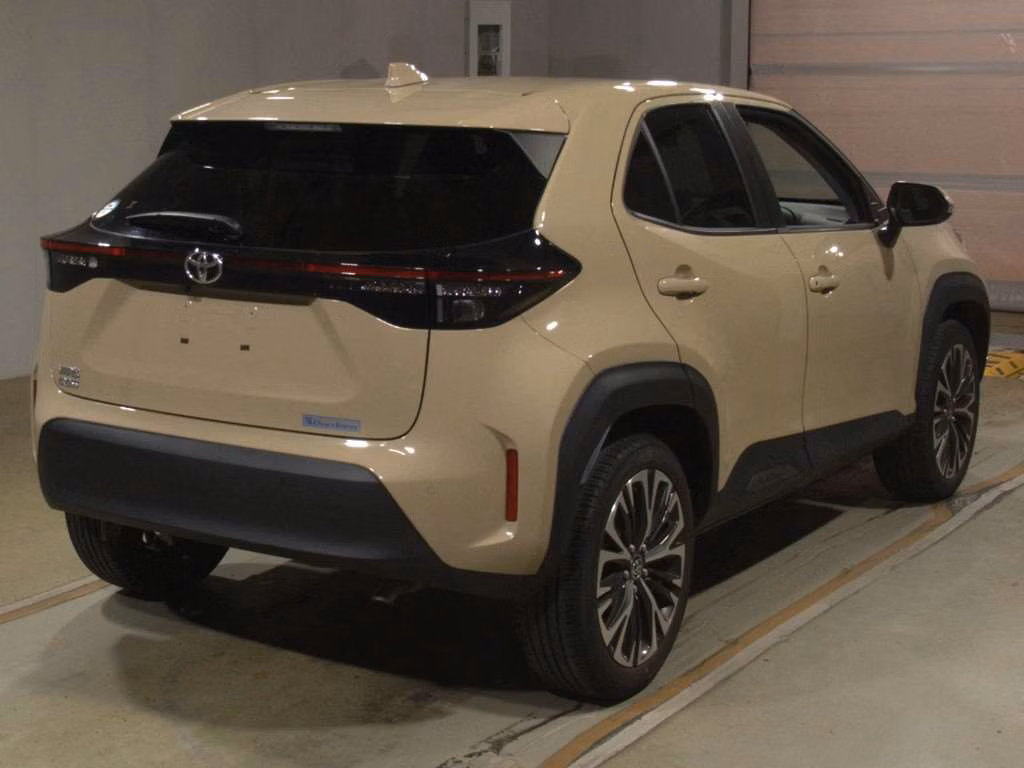 TOYOTA YARIS CROSS