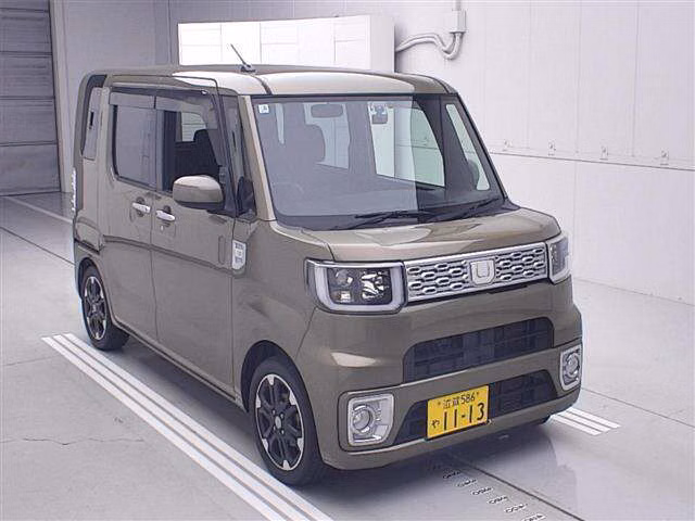DAIHATSU WAKE