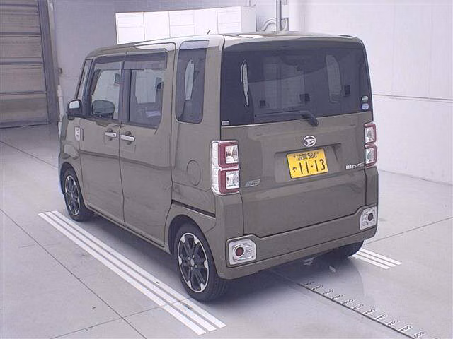 DAIHATSU WAKE