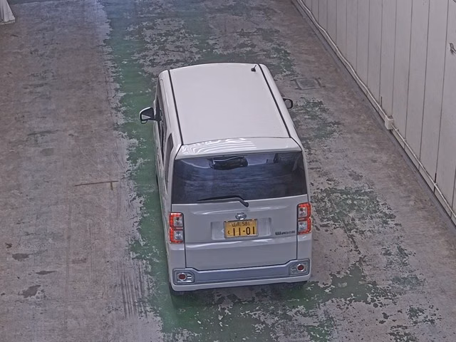 DAIHATSU WAKE