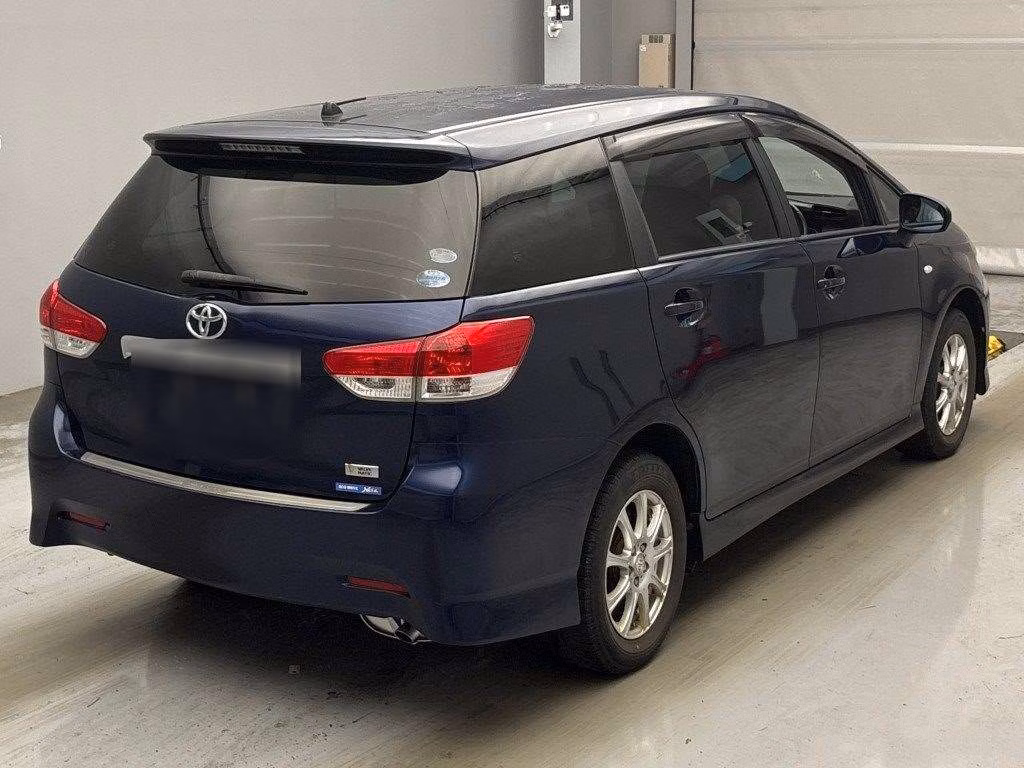 TOYOTA WISH