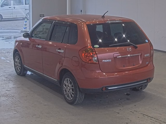 MAZDA VERISA