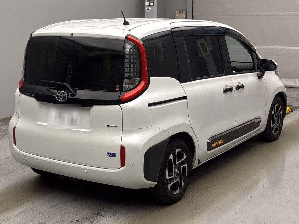 TOYOTA SIENTA