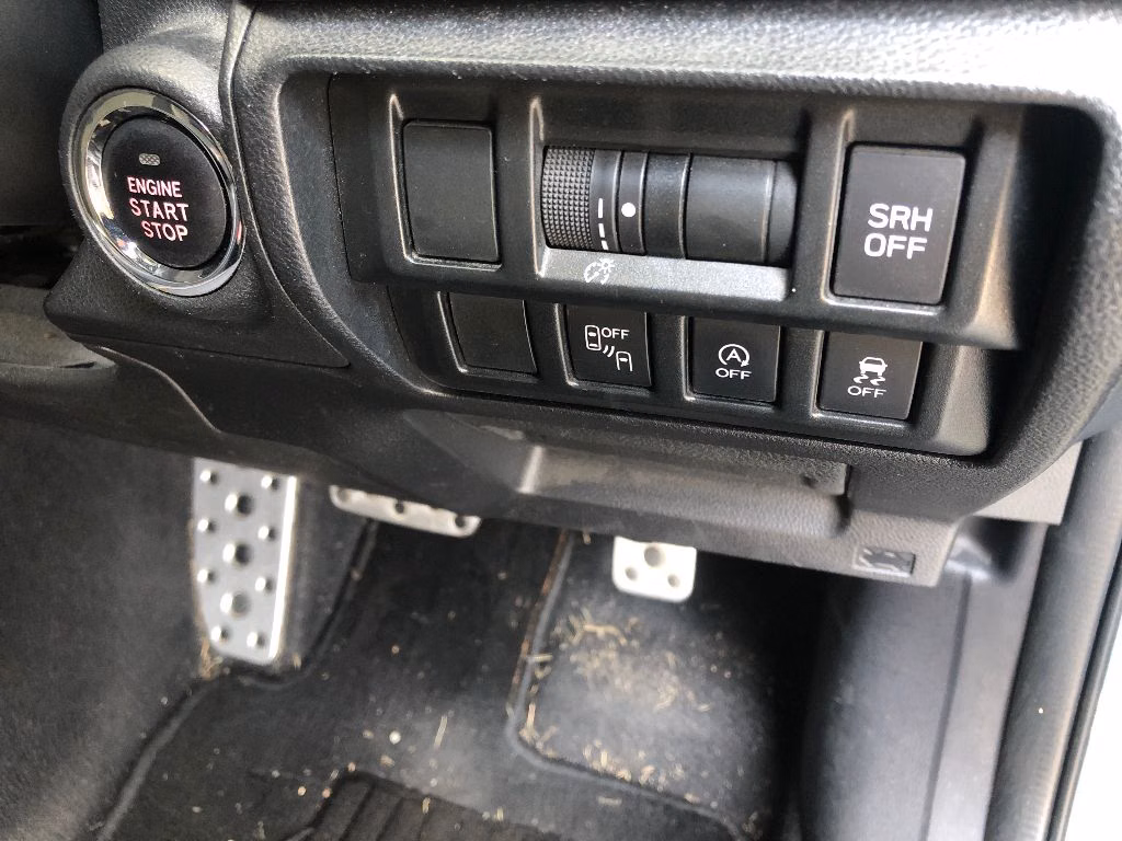 SUBARU XV