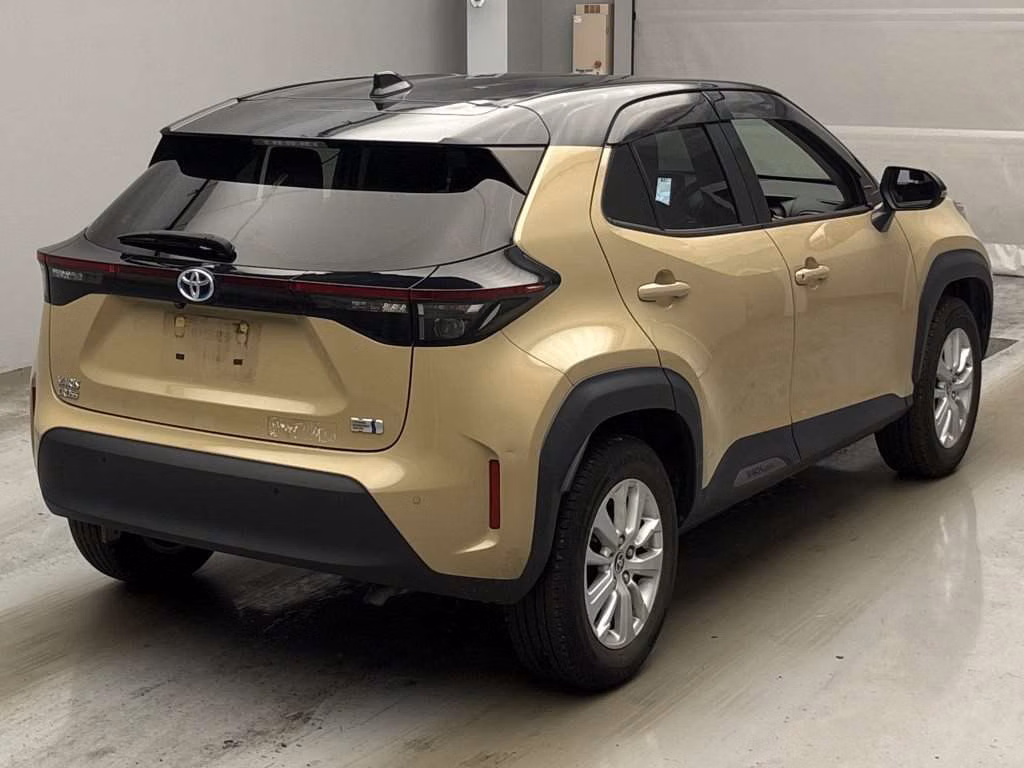 TOYOTA YARIS CROSS