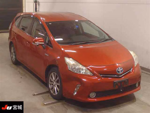 TOYOTA PRIUS ALPHA