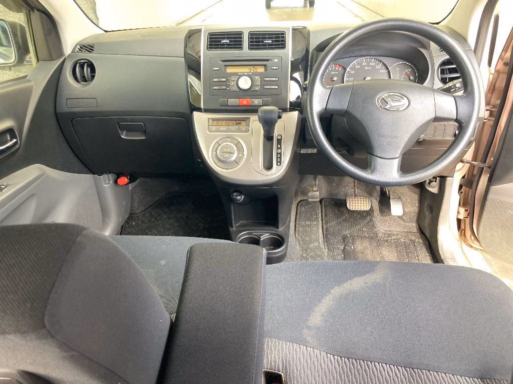 DAIHATSU MIRA