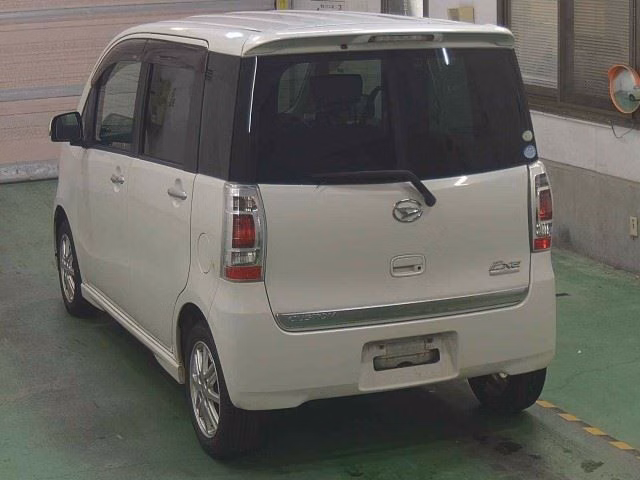 DAIHATSU TANTO EXE