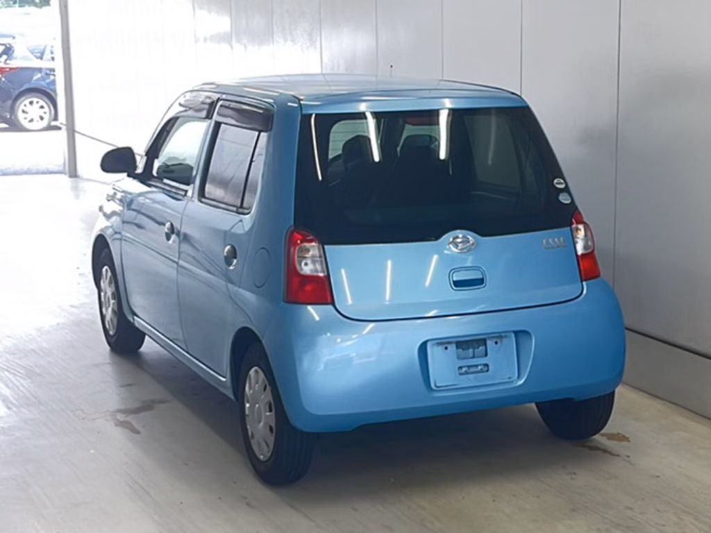 DAIHATSU ESSE
