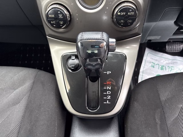 TOYOTA RUSH