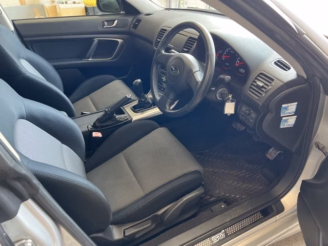 SUBARU LEGACY
