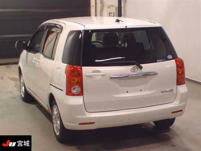 TOYOTA RAUM