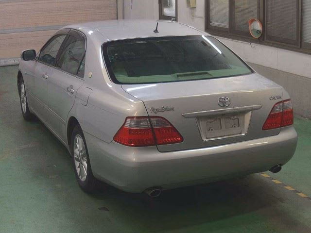 TOYOTA CROWN