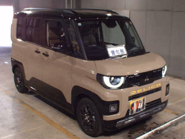 MITSUBISHI DELICA MINI