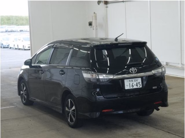 TOYOTA WISH